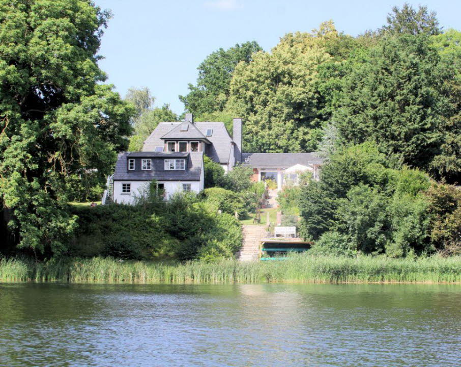 Ferienhaus links