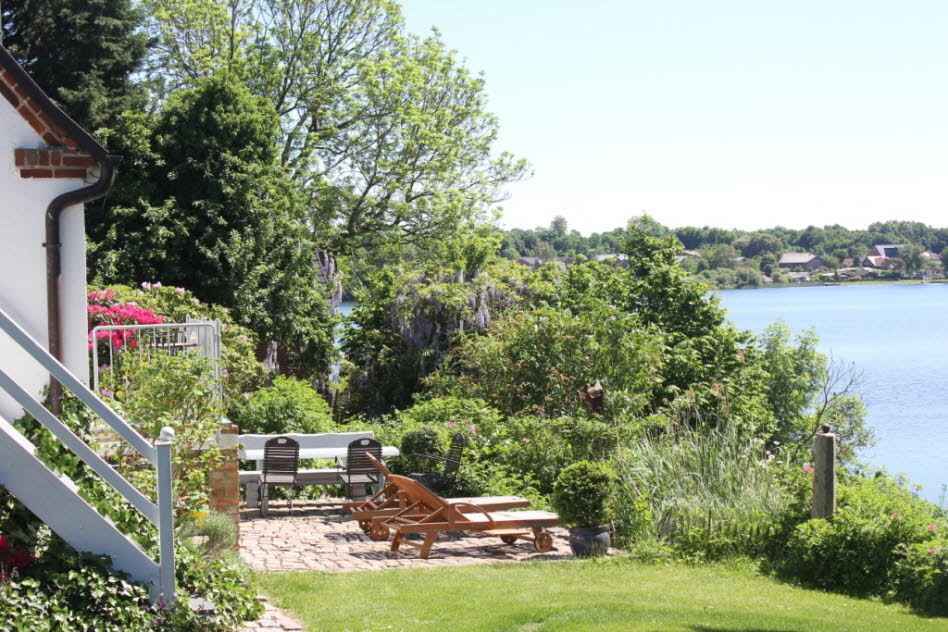 Ferienhausterrasse in S�d-West-Lage