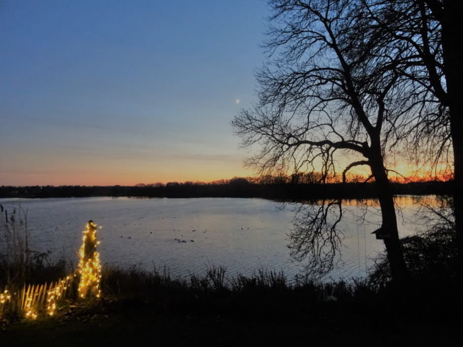 Winterabend mit Blick auf den Schmalensee