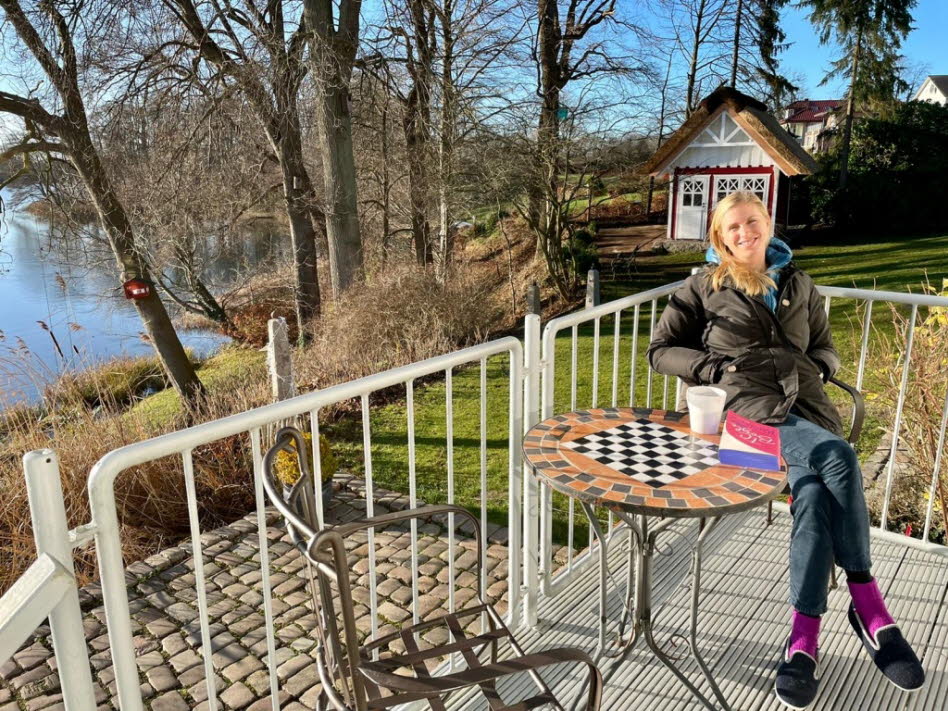 Herzlich willlommen auf der Terrasse an einem Wintertag 