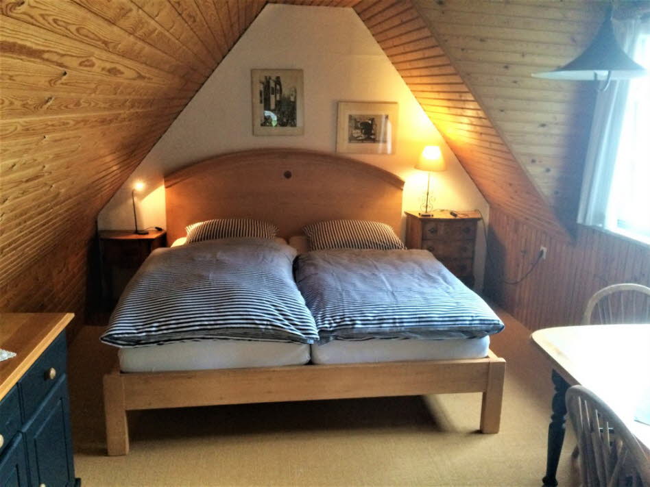 Doppelbett im Obergeschoss